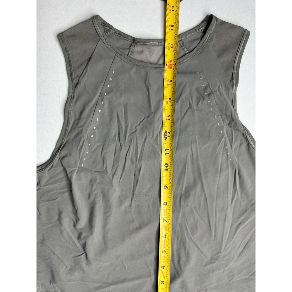 Lululemon Sculpt Tank Top Sage Green Mesh Back Running Training Shirt Womens 8